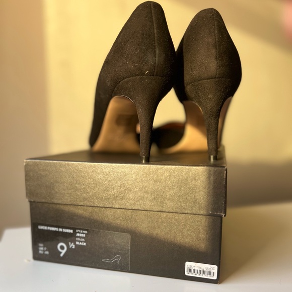 J.Crew Lucie Suede Pumps | Color Black | Size 9.5 | NWT | Made in Italy | 218$ - Picture 7 of 8